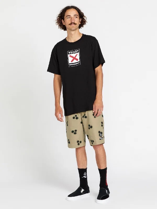 Men's Dress Pants for Special OccasionsSchroff X Volcom Elastic Waist Shorts - Khaki Men's Dress Pants for Special OccasionsSchroff X Volcom Elastic Waist Shorts - Khaki