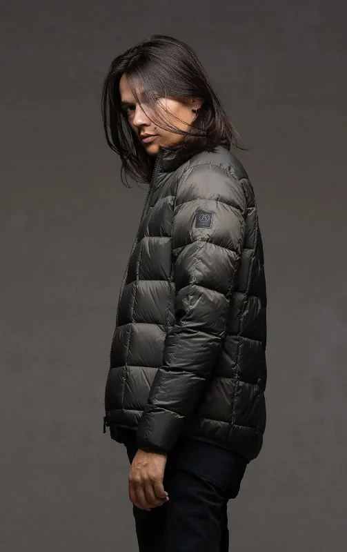 Men's Coats for HikingESSENTIAL LIGHTWEIGHT DOWN JACKET