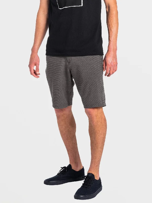 Men's Pants with Water-Resistant FabricFrickin Cross Shred Slub Shorts - Black