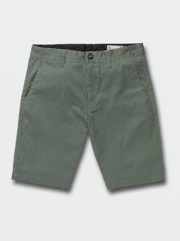 Men's Pants with Stretchable Fabric for FlexibilityFrickin Modern Stretch Shorts - Dark Forest Men's Pants with Stretchable Fabric for FlexibilityFrickin Modern Stretch Shorts - Dark Forest