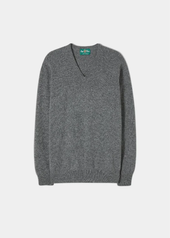 Men's Elastic-Waisted Pants for Easy MovementMen's Geelong Lambswool Vee Neck Jumper in Dark Grey - Regular Fit Men's Elastic-Waisted Pants for Easy MovementMen's Geelong Lambswool Vee Neck Jumper in Dark Grey - Regular Fit