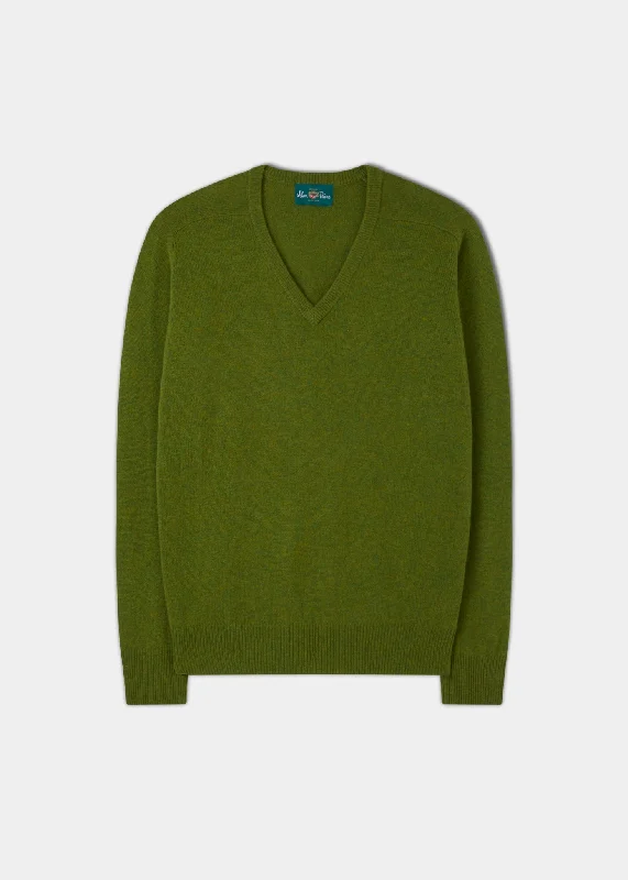 Men's Pants with Stretchable Fabric for FlexibilityMen's Lambswool Vee Neck Jumper in Moss - Classic Fit Men's Pants with Stretchable Fabric for FlexibilityMen's Lambswool Vee Neck Jumper in Moss - Classic Fit