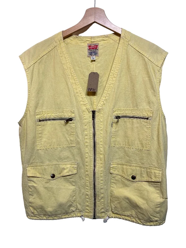 Men's Coats with Contrast StitchingLevi's Yellow Utility Vest (Size XL)