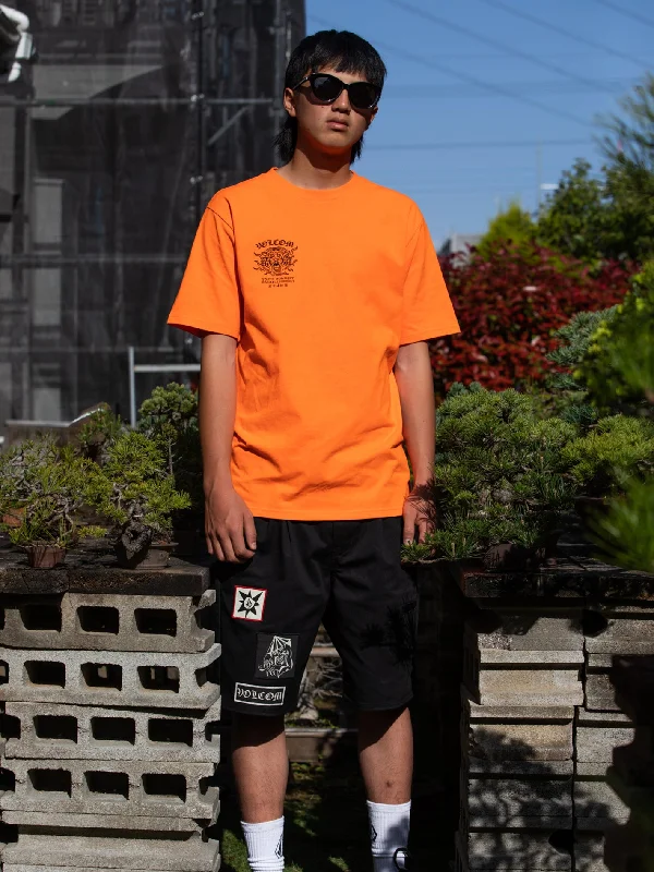Men's Pants with Patch PocketsTokyo True Featured Artist Yusuke Services Loose Short - Black