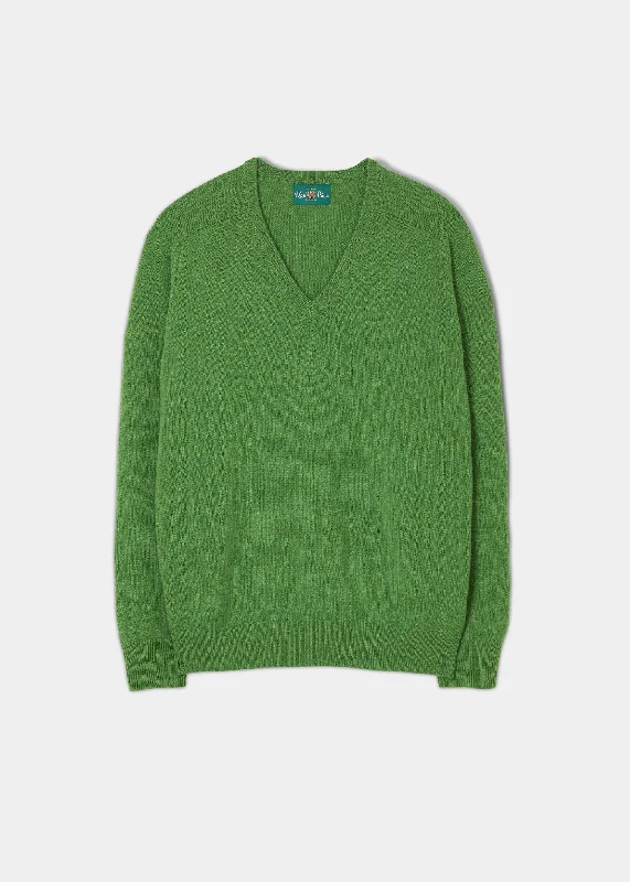 Men's Pants with Flap PocketsMen's Lambswool Vee Neck Jumper in Palm - Classic Fit