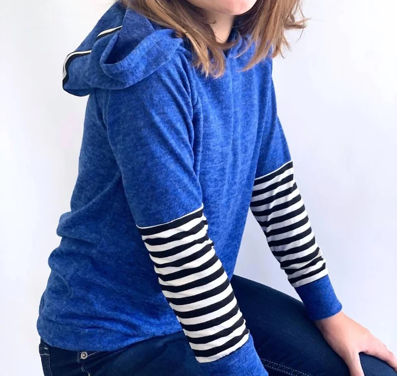 Men's Hoodies with Slim FitsTween Lightweight Hoodie Top In Royal Blue