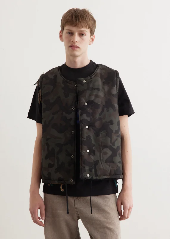 Modern Men's Field JacketsCamouflage Reversible Knit Vest