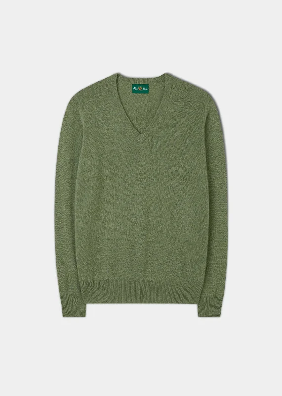 Men's Pants with Elastic CuffsMen's Lambswool Vee Neck Jumper in Light Green - Classic Fit Men's Pants with Elastic CuffsMen's Lambswool Vee Neck Jumper in Light Green - Classic Fit