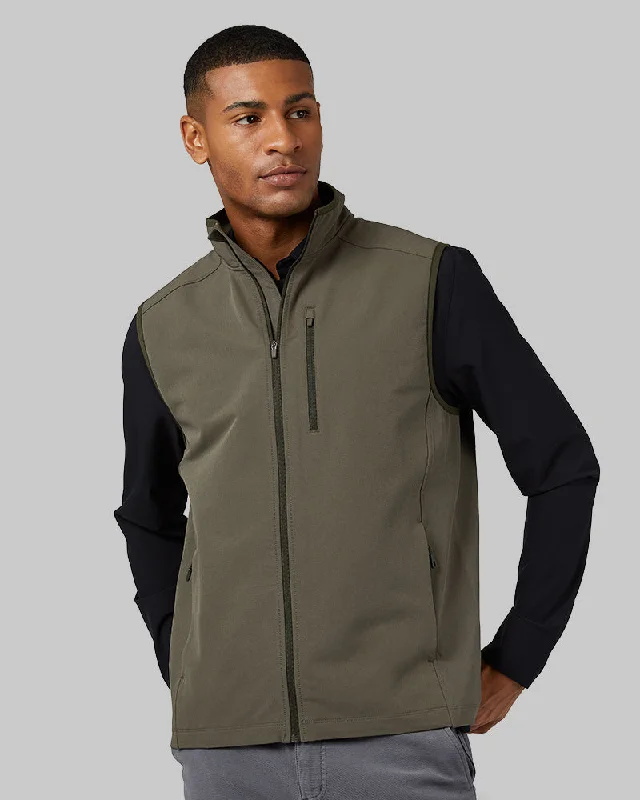 Men's Coats with Embroidered DetailsMEN'S PRO TECH GOLF VEST